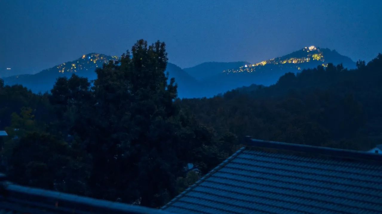 茶隱·喜在山舍，上有茶山下有九溪肆意虛度生活