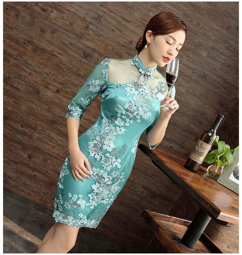 刺繡花瓣袖旗袍，復(fù)古蕾絲短款旗袍裙