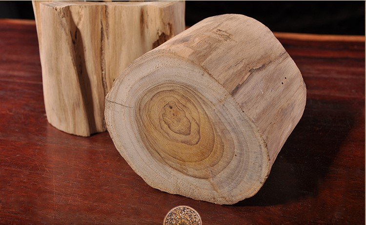 古樸復古風創(chuàng)意實木筆筒