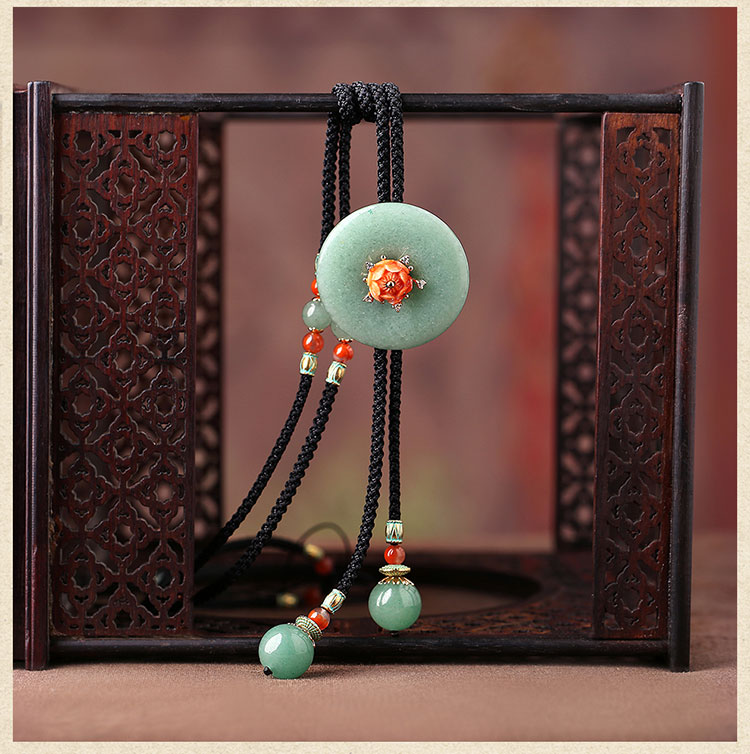 復(fù)古東陵玉平安扣吊墜綠色毛衣鏈項(xiàng)鏈