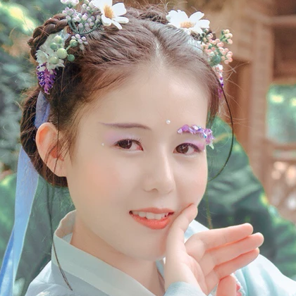 清新可愛美人妝女生頭像，唯美古風(fēng)真人頭像