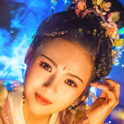 五彩星空提燈少女頭像，唯美古風真人頭像