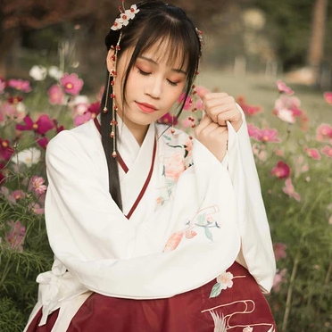 清新可愛漢服女生頭像，唯美古風(fēng)真人頭像