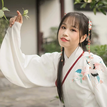 清新可愛漢服女生頭像，唯美古風(fēng)真人頭像