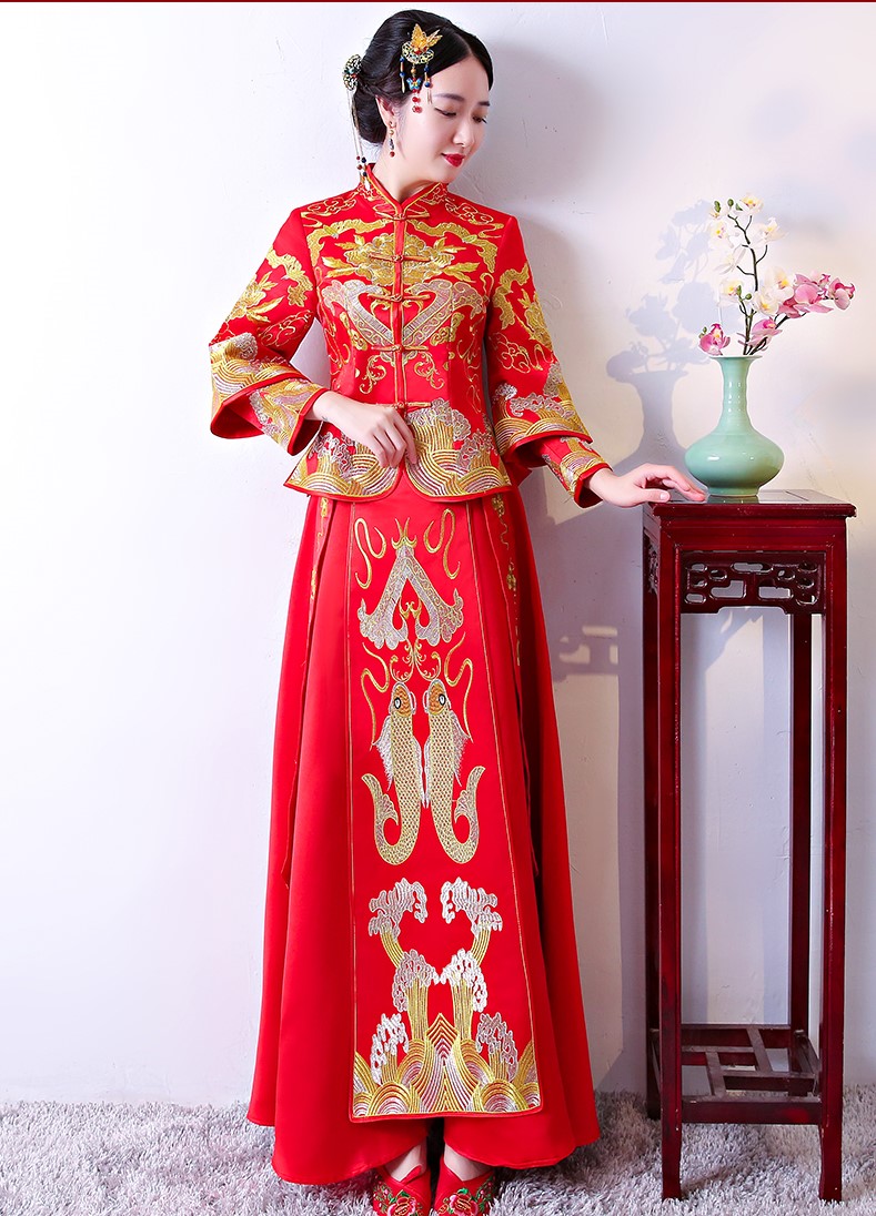 古典吉祥中式禮服，唯美鯉魚(yú)刺繡新娘禮服