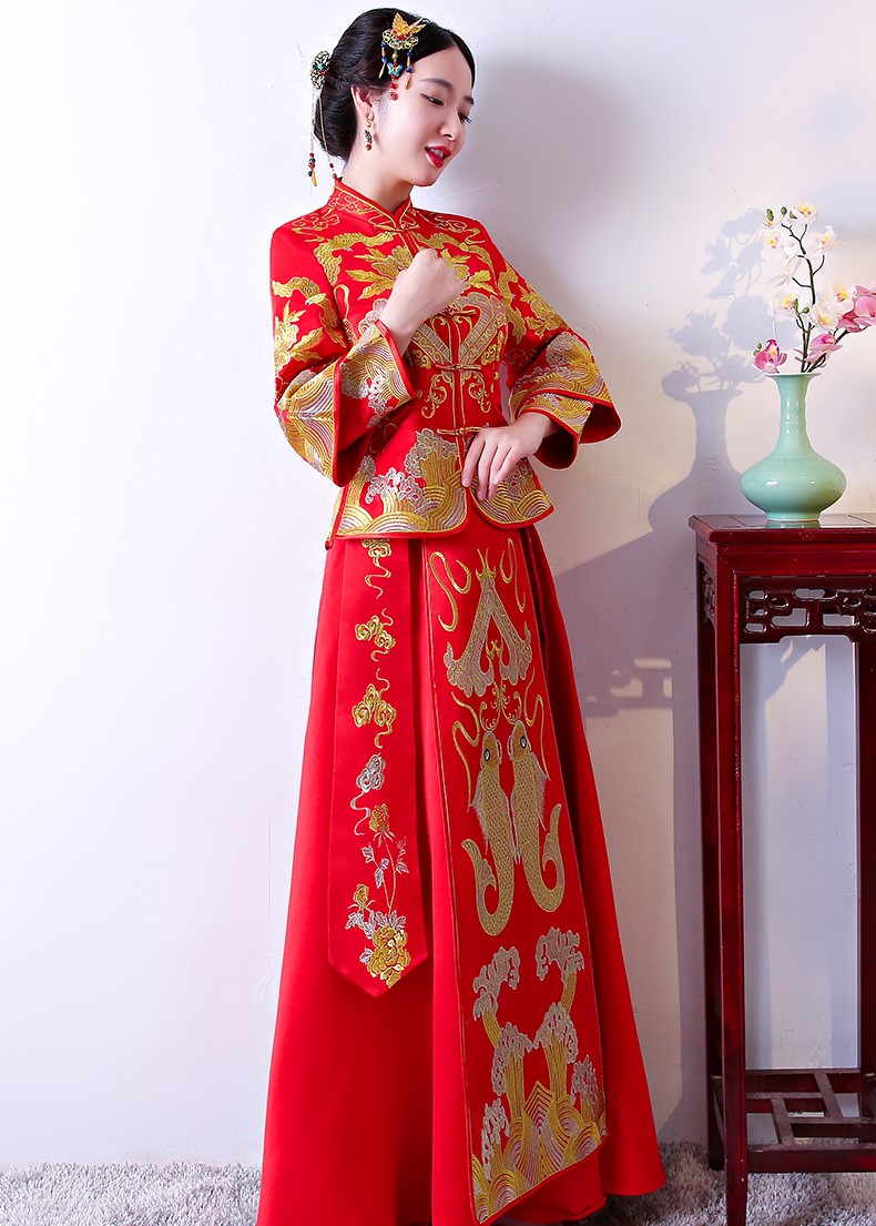 古典吉祥中式禮服，唯美鯉魚(yú)刺繡新娘禮服