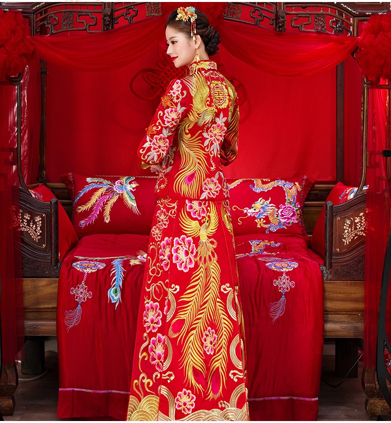 奢華刺繡中式禮服，唯美手工盤扣新娘禮服