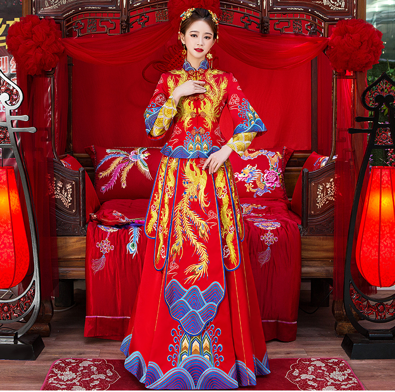 奢華鳳凰中式禮服，唯美五彩刺繡新娘禮服