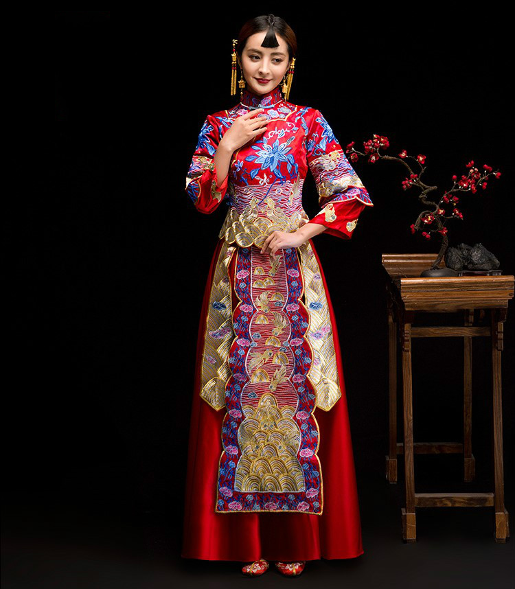 魚蓮嬉戲中式禮服，東方韻味新娘禮服