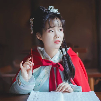 文藝女生頭像，唯美古風(fēng)真人頭像