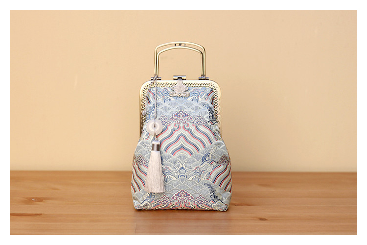 家佳樂(lè)文學(xué)復(fù)古小手拎包小巧可愛(ài)手工包