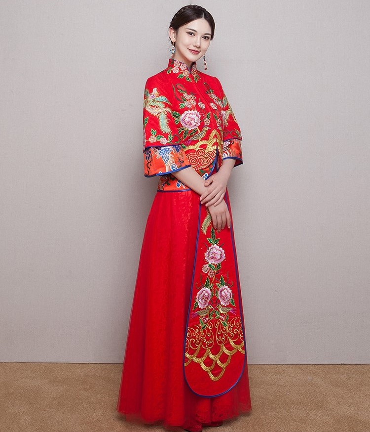 牡丹花刺繡新娘禮服，精致唯美中式禮服