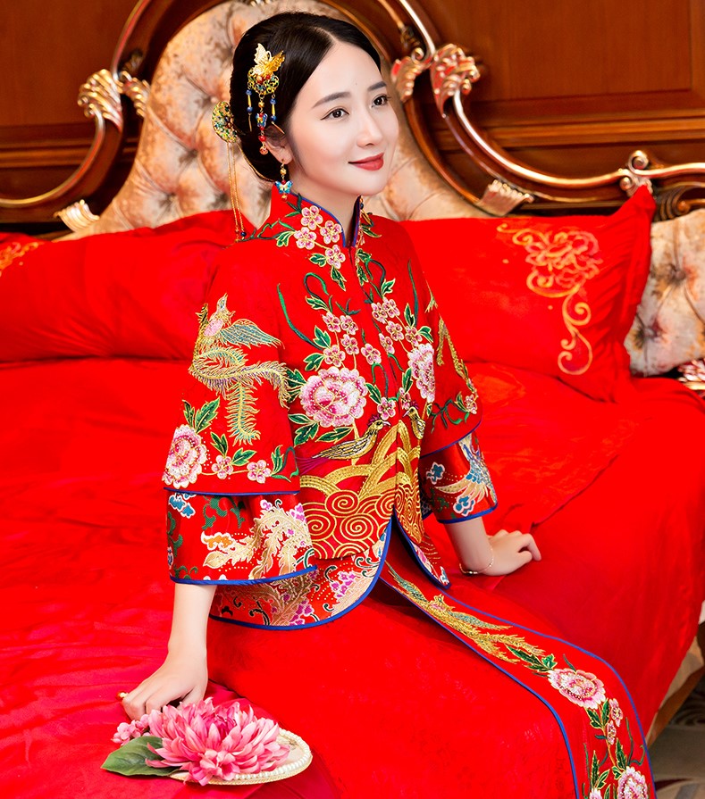 復古刺繡新娘禮服，古韻秀禾服中式禮服