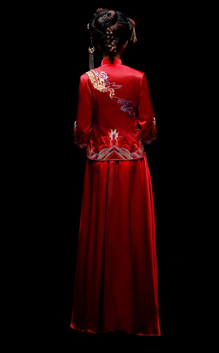 鳳凰刺繡新娘禮服，古典大氣中式禮服