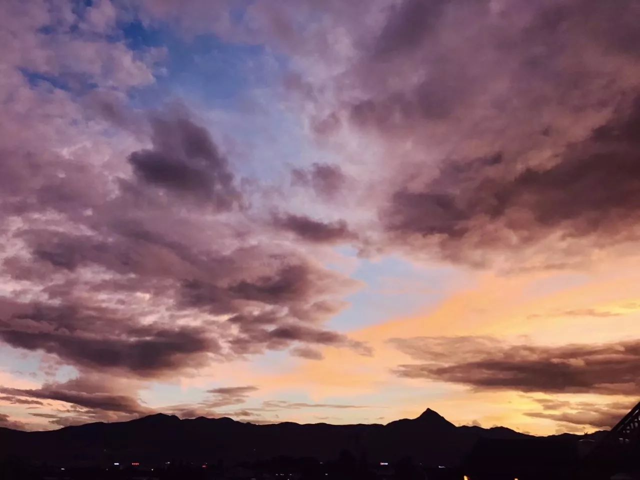 麗江束河·雲(yún)山南，相愛真的是一種奇跡