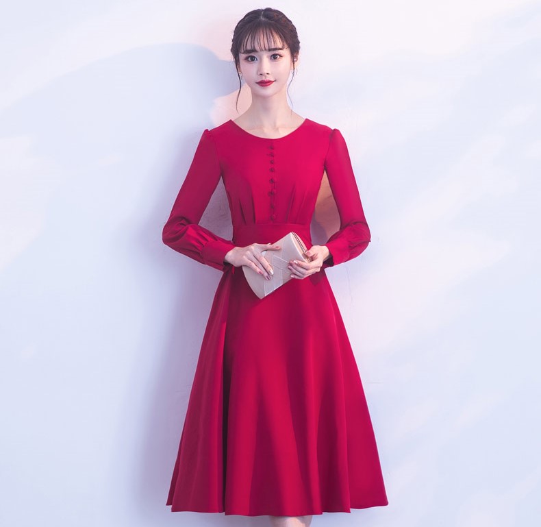 紅色長袖收腰中式禮服，時(shí)尚蝴蝶結(jié)晚禮服