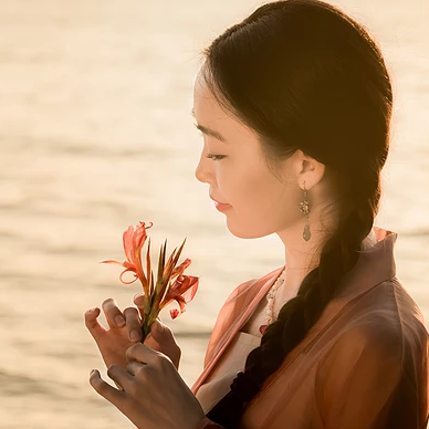 青春陽光少女頭像，唯美古風(fēng)真人頭像