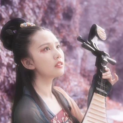 紫色文藝女生頭像，唯美古風真人頭像