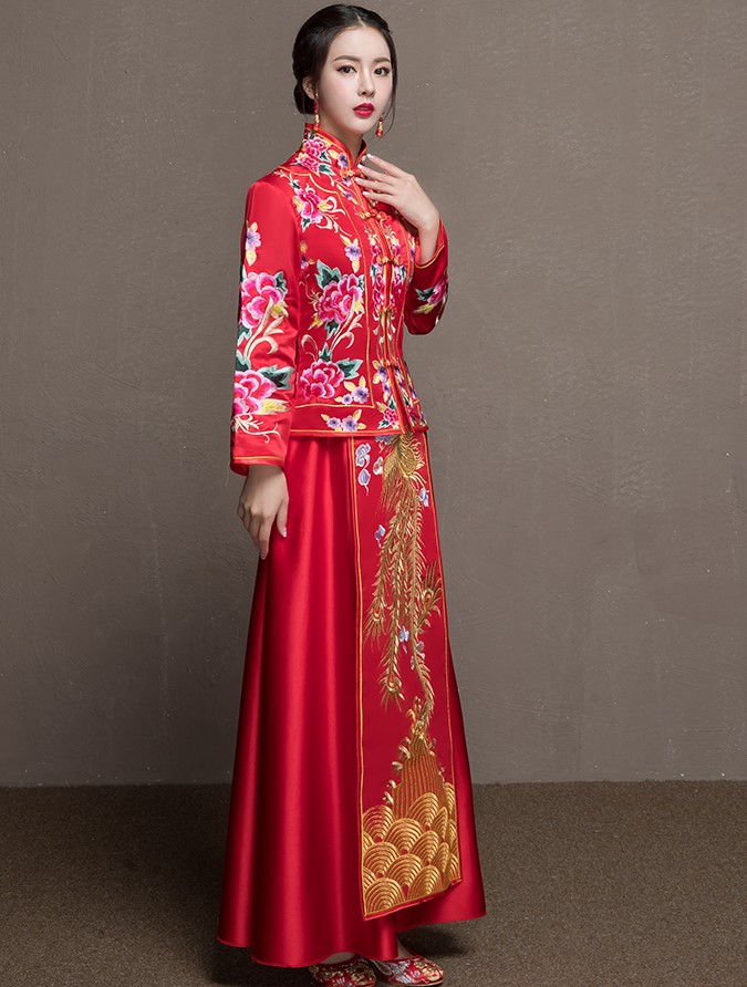 牡丹花新娘結(jié)婚禮服，金風(fēng)裙擺中式禮服