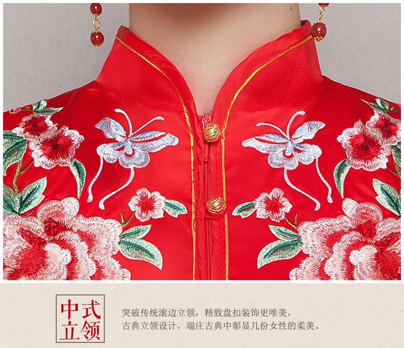 牡丹花刺繡新娘結(jié)婚禮服，波浪紋邊中式禮服
