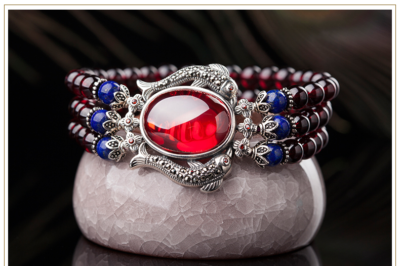 雙魚戲珠民族風酒紅色石榴石手串