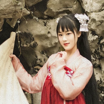 小清新粉衣帶團(tuán)扇女生頭像，唯美古風(fēng)真人頭像