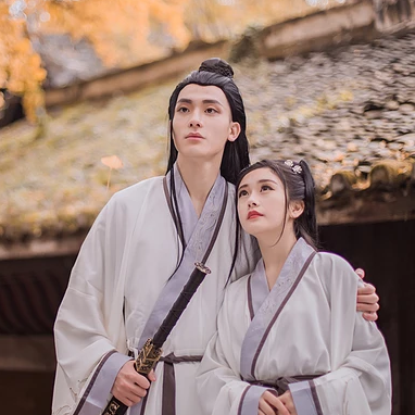 銀杏樹(shù)下情侶頭像，唯美古風(fēng)真人頭像