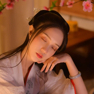 淡雅美人頭像，唯美古風(fēng)真人頭像