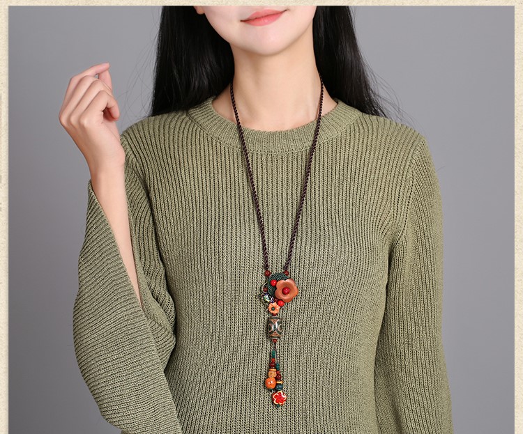 復(fù)古長(zhǎng)款云南配飾毛衣鏈項(xiàng)鏈?zhǔn)罪? src="/wenxue/d/file/bigpic/190404/04/13-1G221093J0.jpg" / data-Kyc9="ECy26m"><br / data-aFAv="ytg2zE">
	<img alt=