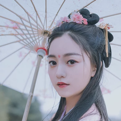 高貴紫衣紅紗帶傘女生頭像，唯美古風(fēng)真人頭像