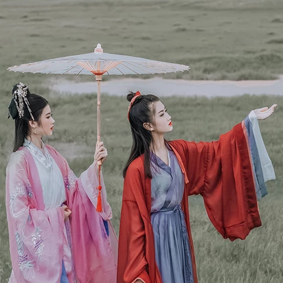 草原喝酒閨蜜頭像，唯美古風(fēng)真人頭像