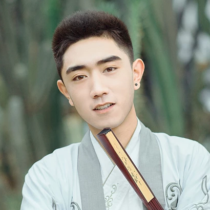 文藝男生帶折扇頭像，唯美古風(fēng)真人頭像