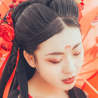 紅妝帶紅傘女生頭像，唯美古風(fēng)真人頭像