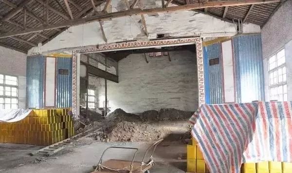 讓時(shí)光和經(jīng)歷變成一本書：中國(guó)首家圖書館民宿