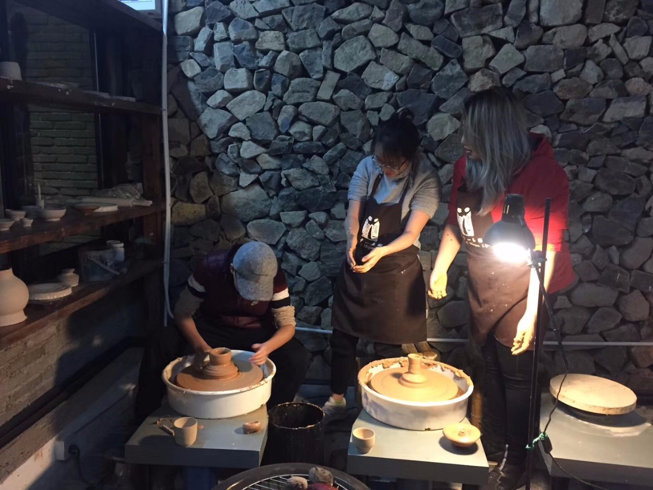 讓時(shí)光和經(jīng)歷變成一本書：中國(guó)首家圖書館民宿