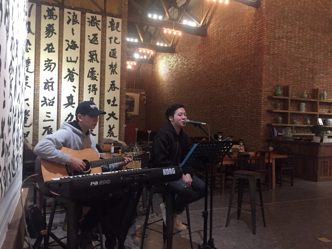 讓時(shí)光和經(jīng)歷變成一本書：中國(guó)首家圖書館民宿