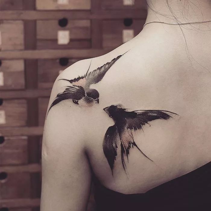 水墨人體彩繪藝術(shù)，傳統(tǒng)國(guó)畫與時(shí)尚刺青的融合