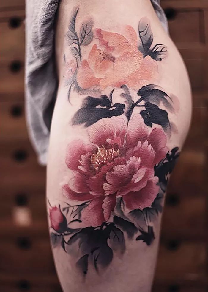 水墨人體彩繪藝術(shù)，傳統(tǒng)國畫與時尚刺青的融合