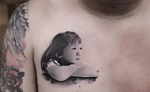 水墨人體彩繪藝術(shù)，傳統(tǒng)國(guó)畫(huà)與時(shí)尚刺青的融合