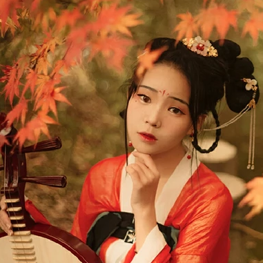 楓葉秋意文藝女生頭像，唯美古風(fēng)真人頭像