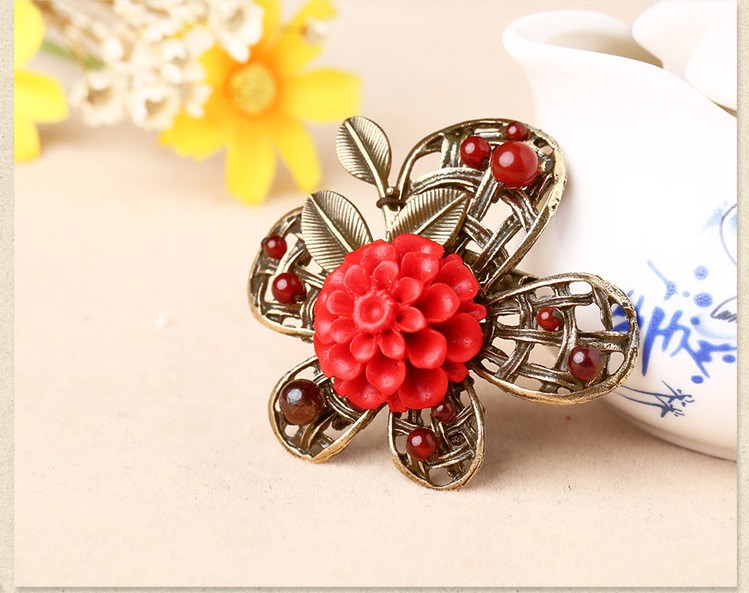 復(fù)古民族胸花紅色雕漆花朵胸針