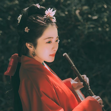 文藝紅衣帶傘女生頭像，唯美古風真人頭像