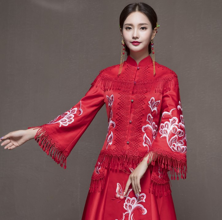 蝶戀花蘇繡新娘結(jié)婚禮服，唯美大氣中式禮服