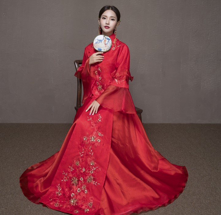 靈秀荷葉袖中式禮服，典雅韻味新娘禮服