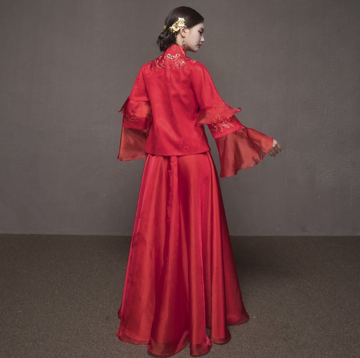 靈秀荷葉袖中式禮服，典雅韻味新娘禮服