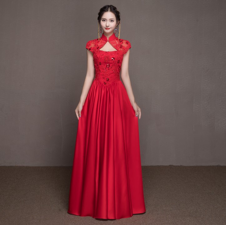 喜結(jié)良緣中式禮服，唯美性感珠花晚禮服