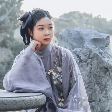 素雅灰色漢服女生頭像，唯美古風(fēng)真人頭像