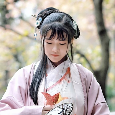 楓葉韻味女生頭像，唯美古風(fēng)真人頭像