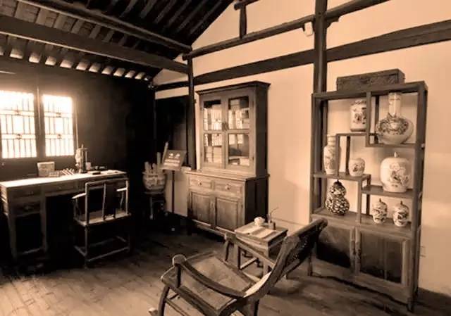 名人書房欣賞：遠(yuǎn)離塵世的一個美妙的書房