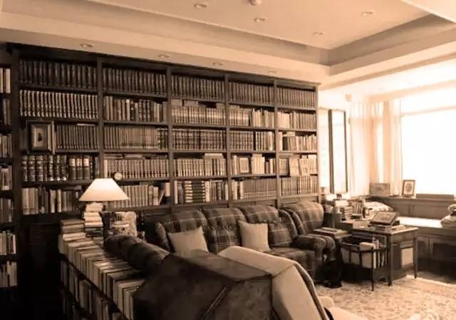 名人書房欣賞：遠(yuǎn)離塵世的一個美妙的書房